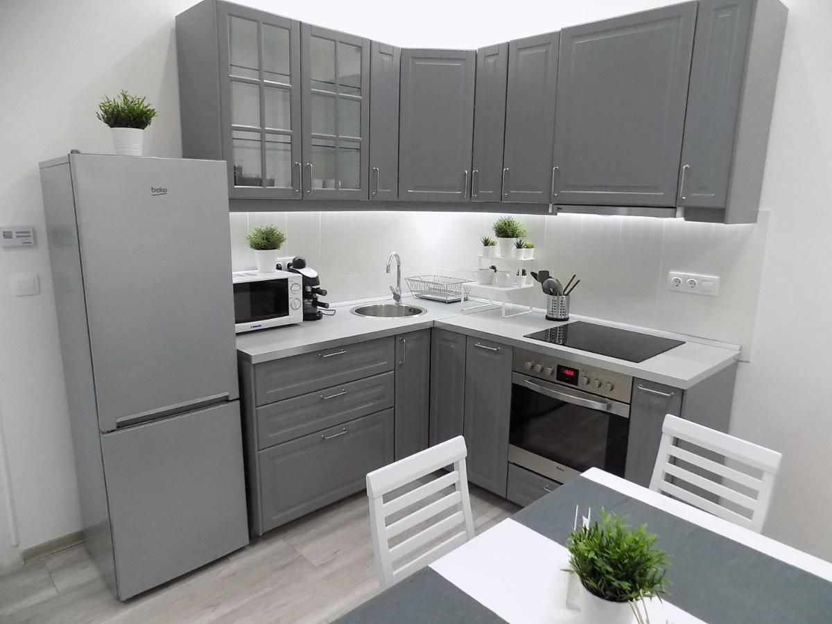 A10 Alkotmany B Apartment บูดาเปสต์ ภายนอก รูปภาพ
